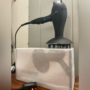 Curlsmith travel size defrizzion hair dryer and defuser